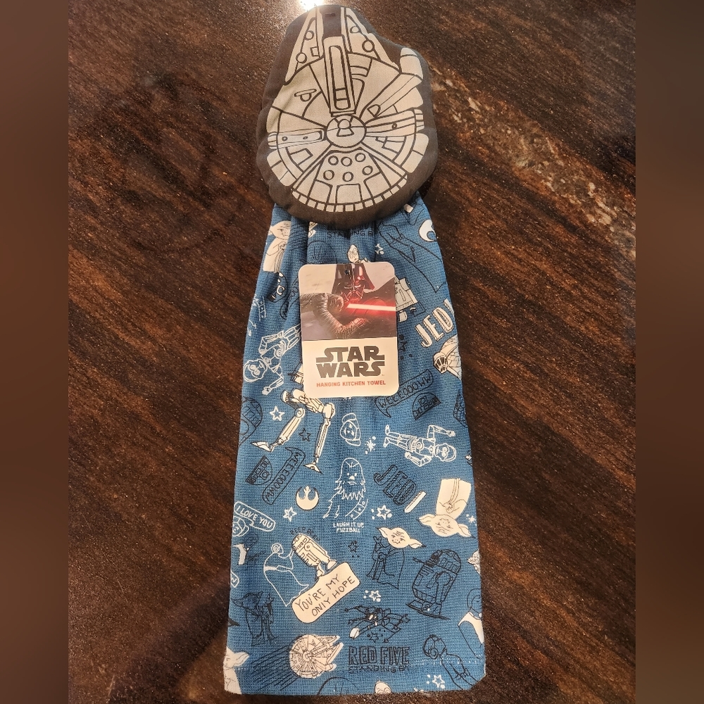Star Wars Disney Apron, Oven Mitt, and Kitchen Towel Set ♥ - Picture 5 of 6